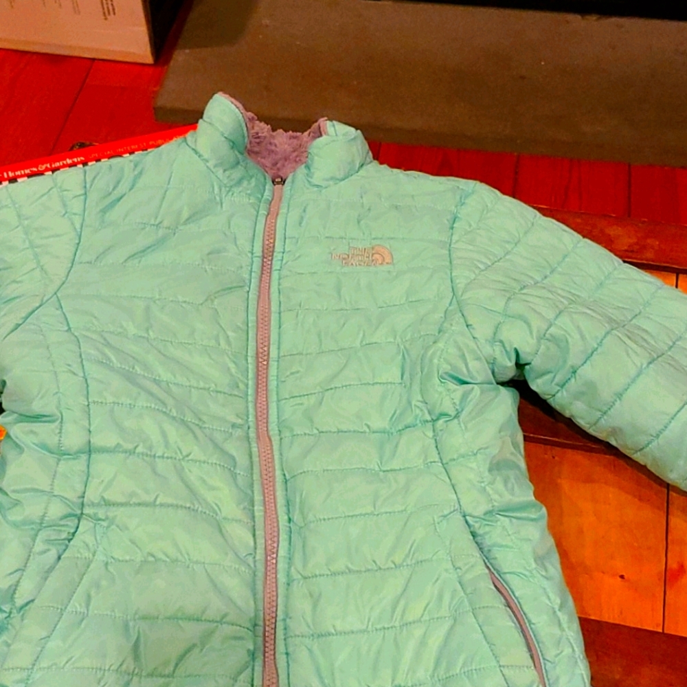 Northface reversible mossbud swirl